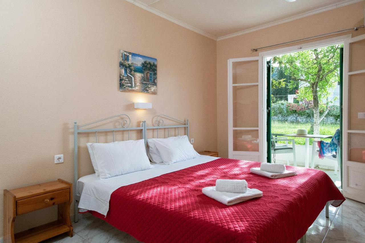 Damaskis Kassiopi Studios Ngoại thất bức ảnh